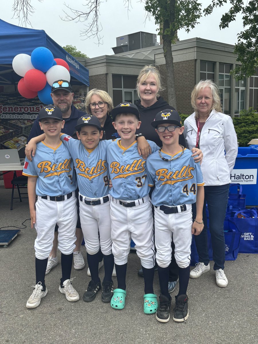 Gift of Giving Back tweet media