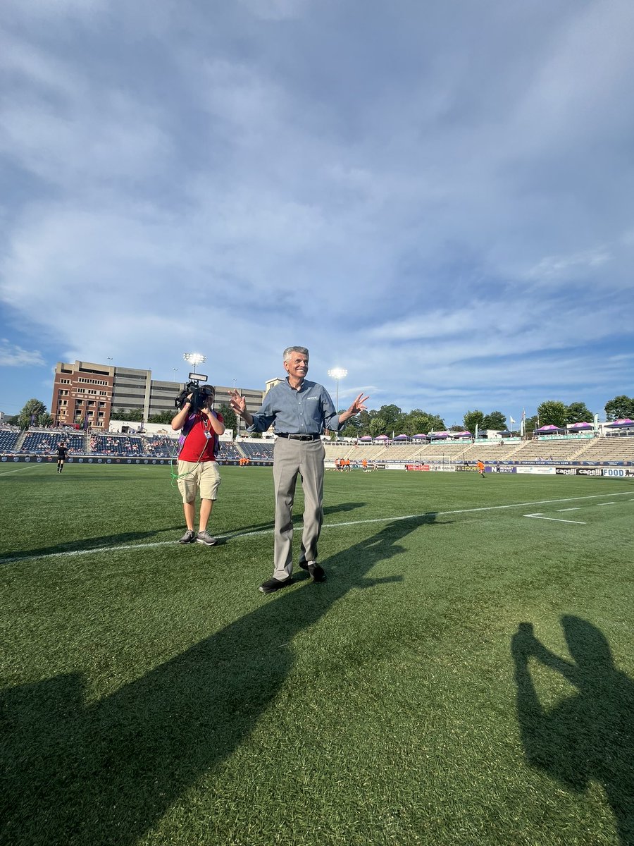 Nick Carboni (@nickcarboniwcnc) on Twitter photo Larry Sprinkle honored ahead of the <a href="/carolinaascent/">Carolina Ascent FC</a> playoff match!
“Ascent is No. 1!” <a href="/wcnc/">WCNC Charlotte</a> Larry Sprinkle honored ahead of the <a href="/carolinaascent/">Carolina Ascent FC</a> playoff match!
“Ascent is No. 1!” <a href="/wcnc/">WCNC Charlotte</a>