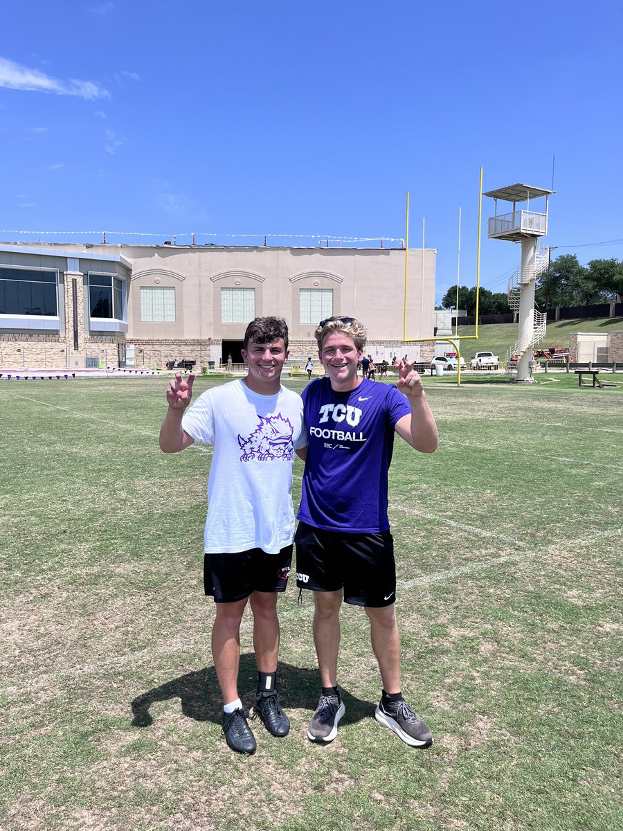 read_barber20's tweet image. Had a blast this weekend in Fort Worth at @TCUFootball. Great getting to meet Coach @MTommerdahl and Coach @jackstein27! Thank you @MTommerdahl for inviting me out and running a great camp! @SteveSmithFBC @trlong02 @_Max_Donaldson