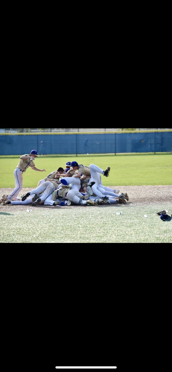 Kyle messina (@kylemessina4) on Twitter photo Boys are headed to states!!!!! Absolutely rolling!!!!!! Long Island and Regional Champs! <a href="/SayvilleFlashes/">Sayville Athletics</a> Boys are headed to states!!!!! Absolutely rolling!!!!!! Long Island and Regional Champs! <a href="/SayvilleFlashes/">Sayville Athletics</a>