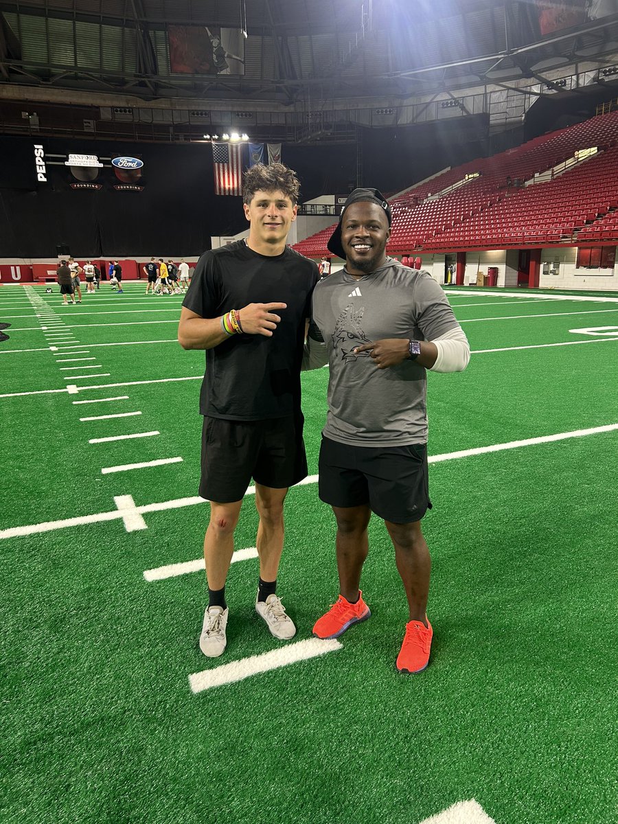 FieneKarsten's tweet image. I had a great time at the @SDCoyotesFB camp. Thank you @isaiahwalker_9 for having me out.
@recruitLSFB @lstigerfootball @CoachVitzthum @Coach_TMorrison @CoachTJohansen @dominic_gicinto