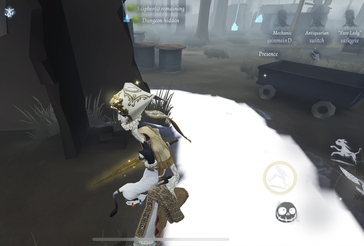 lanturnist's tweet image. Faro ladys accessory is so ass wtf is this