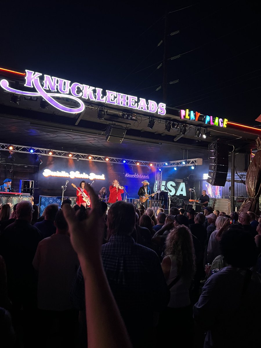 StuardJS's tweet image. Great night at Knuckle Heads and J Rieger’s #KCMO