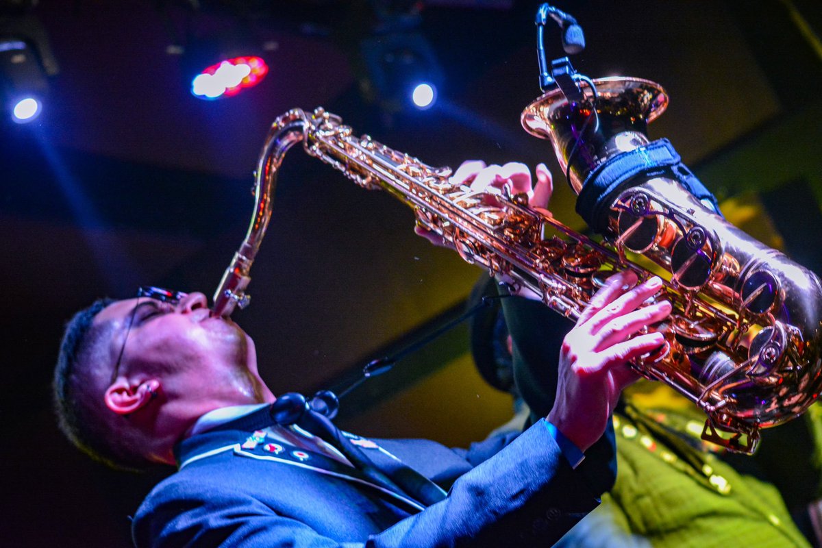 El_fusilmx's tweet image. #nochesdelbeat803 con #outofcontrolarmy en una noche para bailar #coberturafusilera📸 #ska #recomendacionfusilera #rock #twotone 

Fotografías de #fernandomijangosvalencia