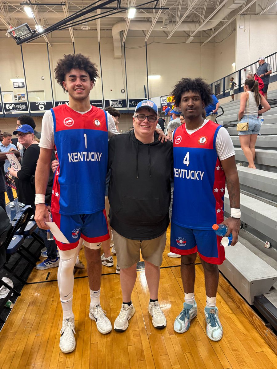 Nations Elite CEO <a href="/NEKennethTrue/">Kenneth True</a> with state champs <a href="/GCwarhawksbball/">Great Crossing Boys Basketball</a> alums <a href="/KentuckyMBB/">Kentucky Men’s Basketball</a> bound <a href="/malachimoreno24/">Malachi Moreno</a> and <a href="/MSUEaglesMBB/">Morehead State Men's Basketball</a> bound <a href="/vincedawson24/">vince dawson</a> KY's leading scorers Friday night.
