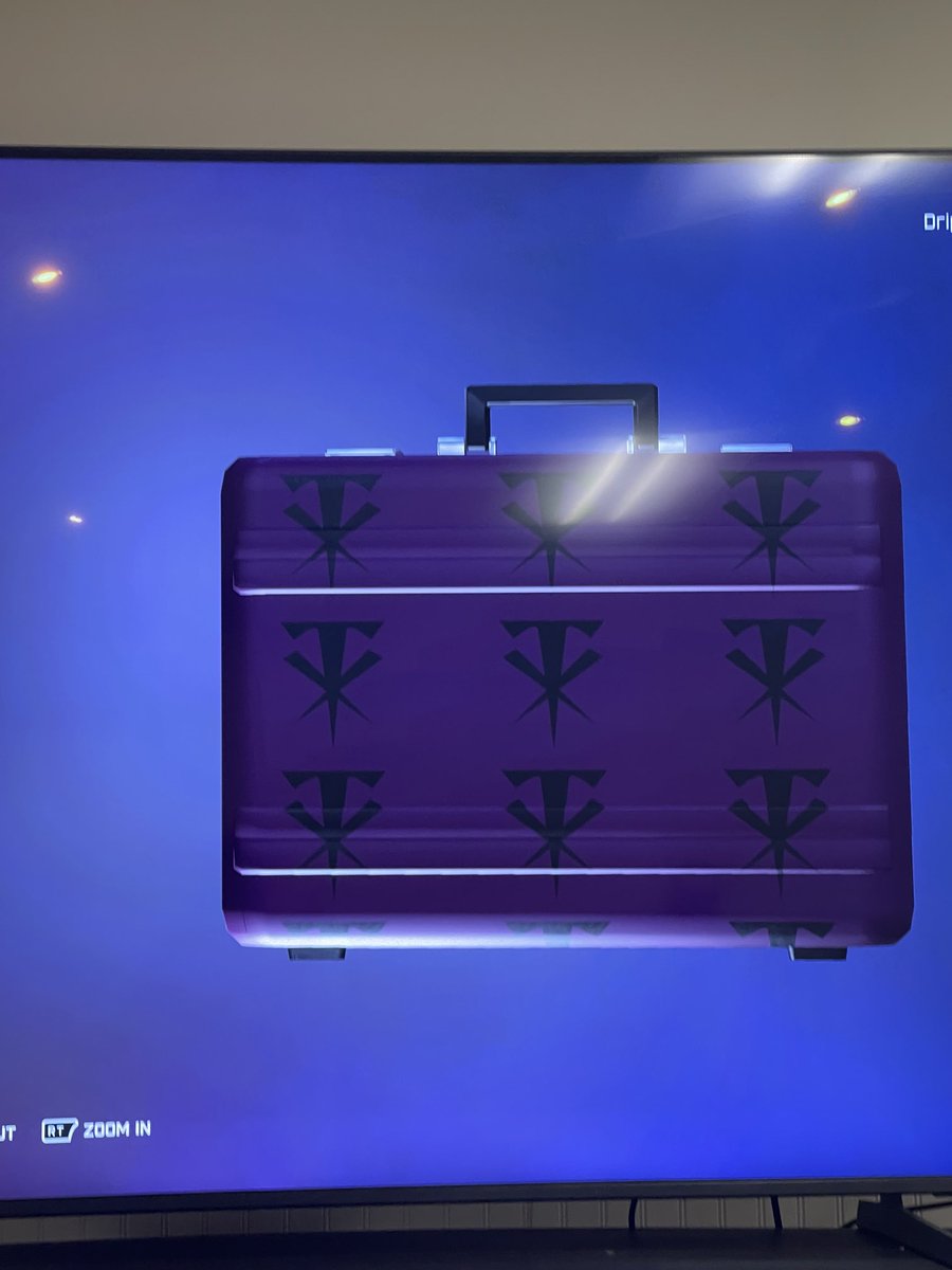 Slade3544's tweet image. Undertaker briefcase I know it’s bad