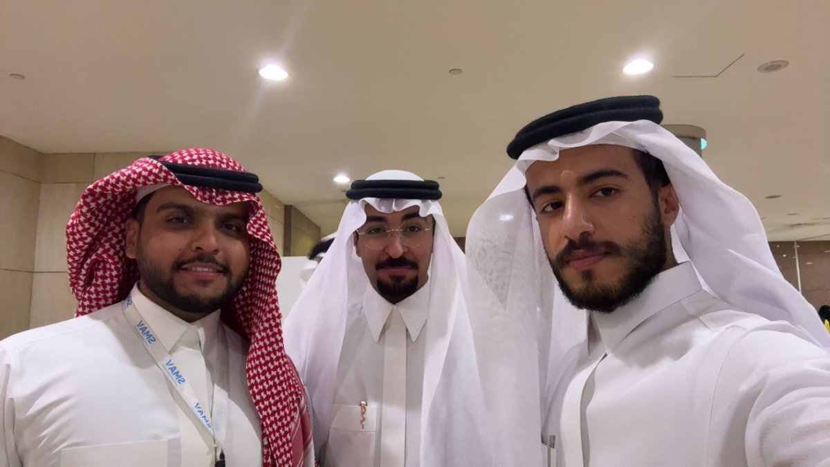 زياد آل يعن الله tweet media