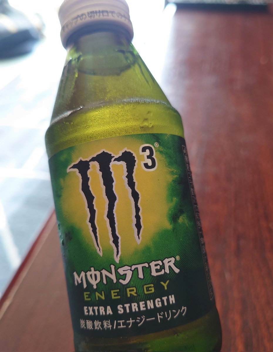 SCORPIOmiromiro's tweet photo. これなら飲みきれる(笑)
炭酸だし打破系よりいいな💪
#M3
#150ml
#65kcal
#カフェイン140mg https://t.co/iwNSVHofb9