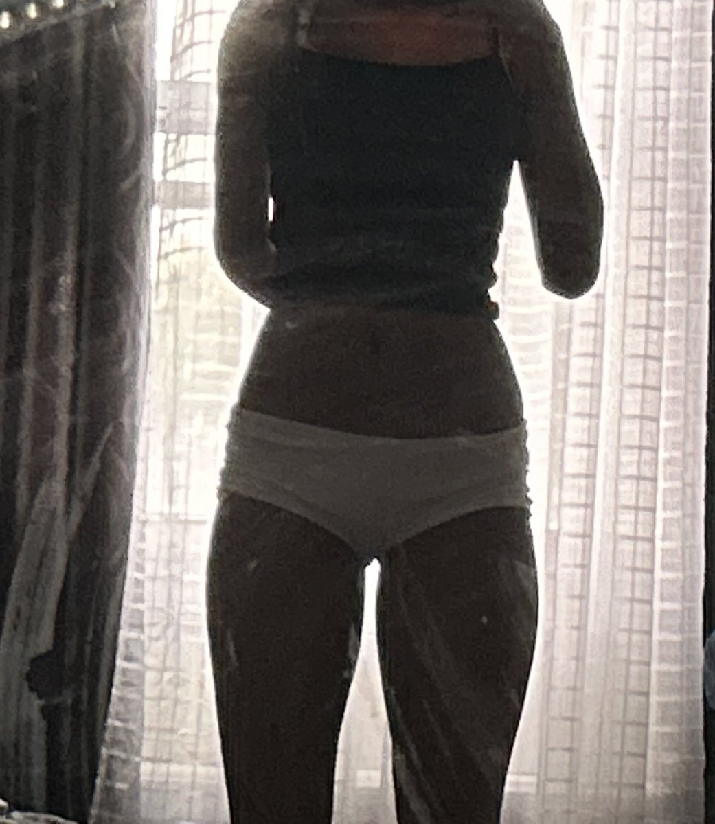 jaevaslly_'s tweet photo. don’t mind the dirty mirror i just liked how i looked here https://t.co/lYaqqs5KRu
