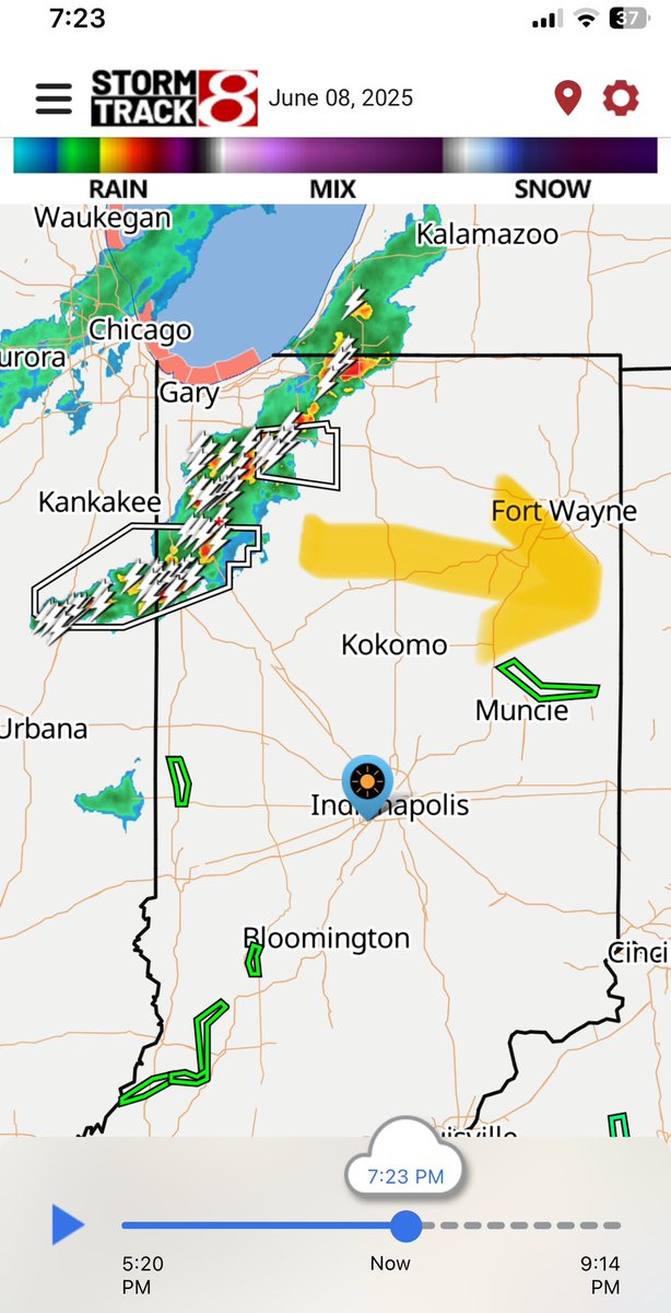 Non-severe storms rumbling across NE Indiana this evening. #inwx