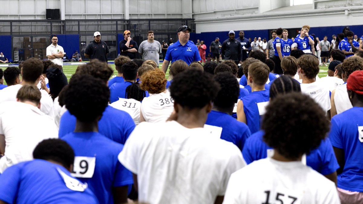 Another successful Mega Camp in the books! Thank you to all the campers for spending the day with us and the coaches and support staff that helped make it happen!

#UBhornsUP🤘| #BullMarket📈
