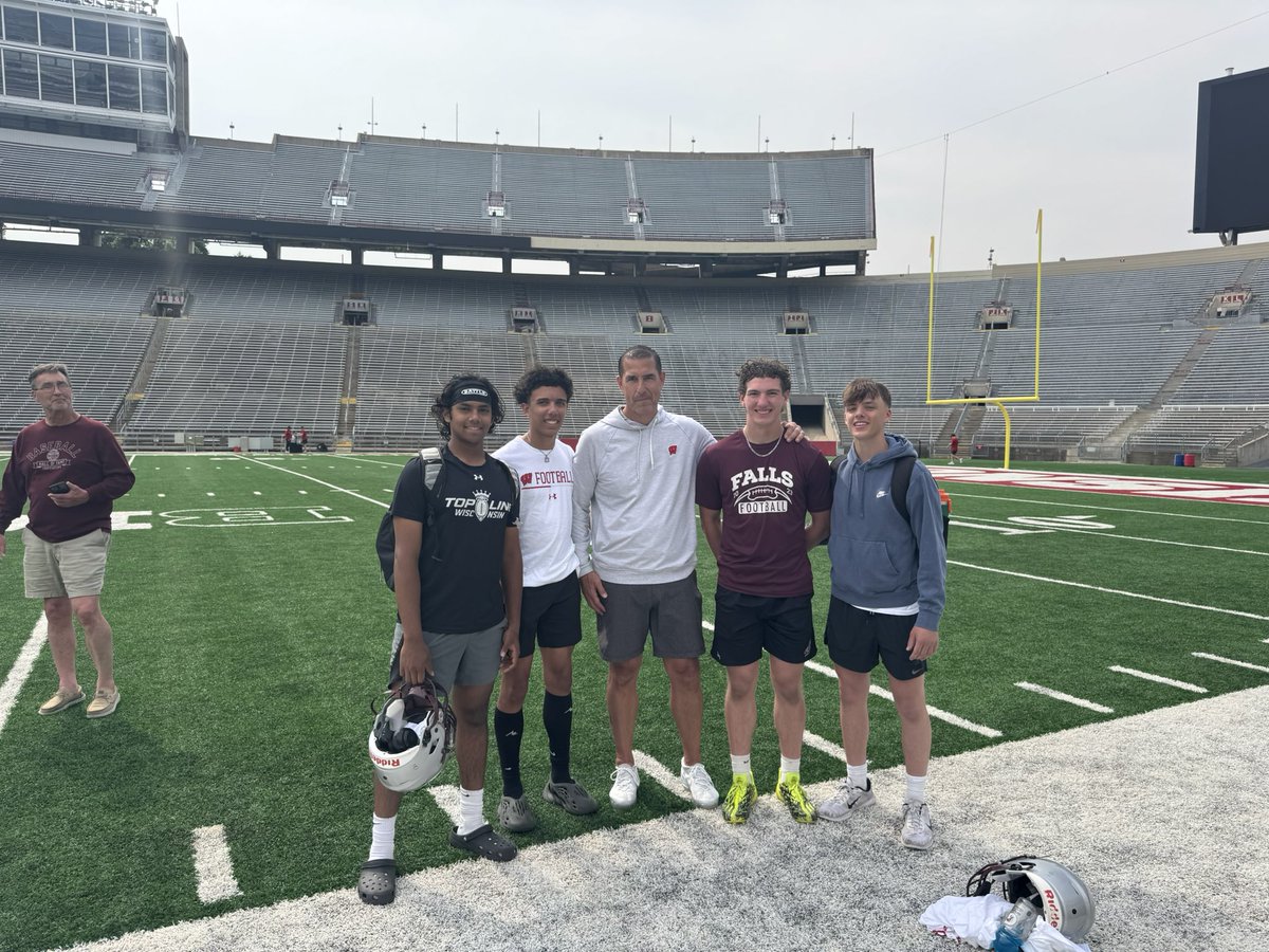 Eli Holzman tweet media