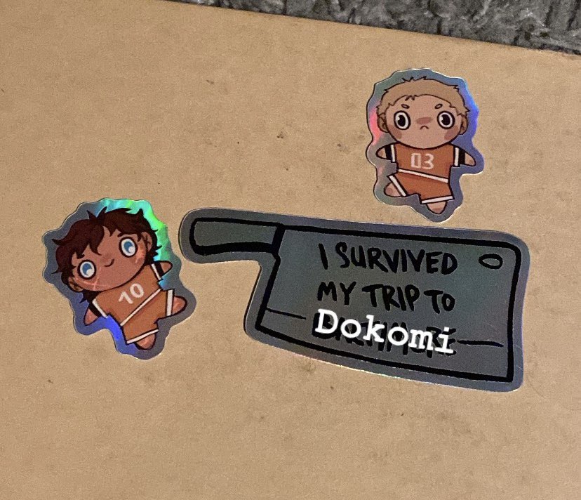 These days have been crazy, and I've met so many wonderful people and bought so many beautiful things 😭💗
Thank you so much to everyone who came to say hello or bought stickers or charms
Love you all so much 🦊🦊🫵🏻💖
Stickers by Hanna and Rika!!🗣✨