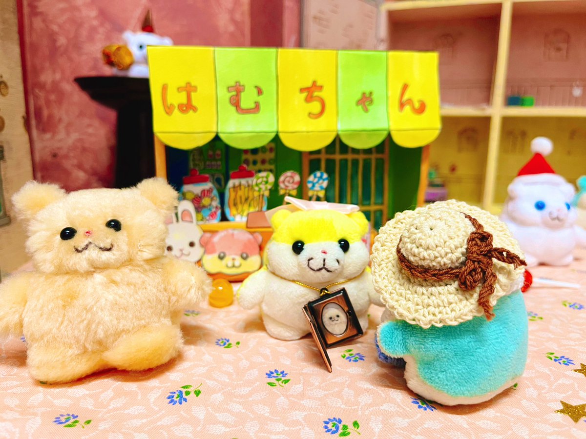 はなえさんの個展に行きました！
とっても可愛い空間…🫶
レモンちゃんのロケットペンダントも見せてもらってにっこり🐹
#はなえのぬいぐるみ
