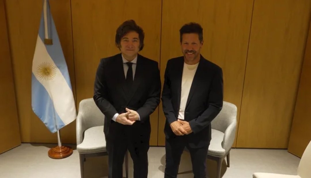 Partido ultraderechista a partido ultraderechista. El perdedor del Cholo quedando retratado