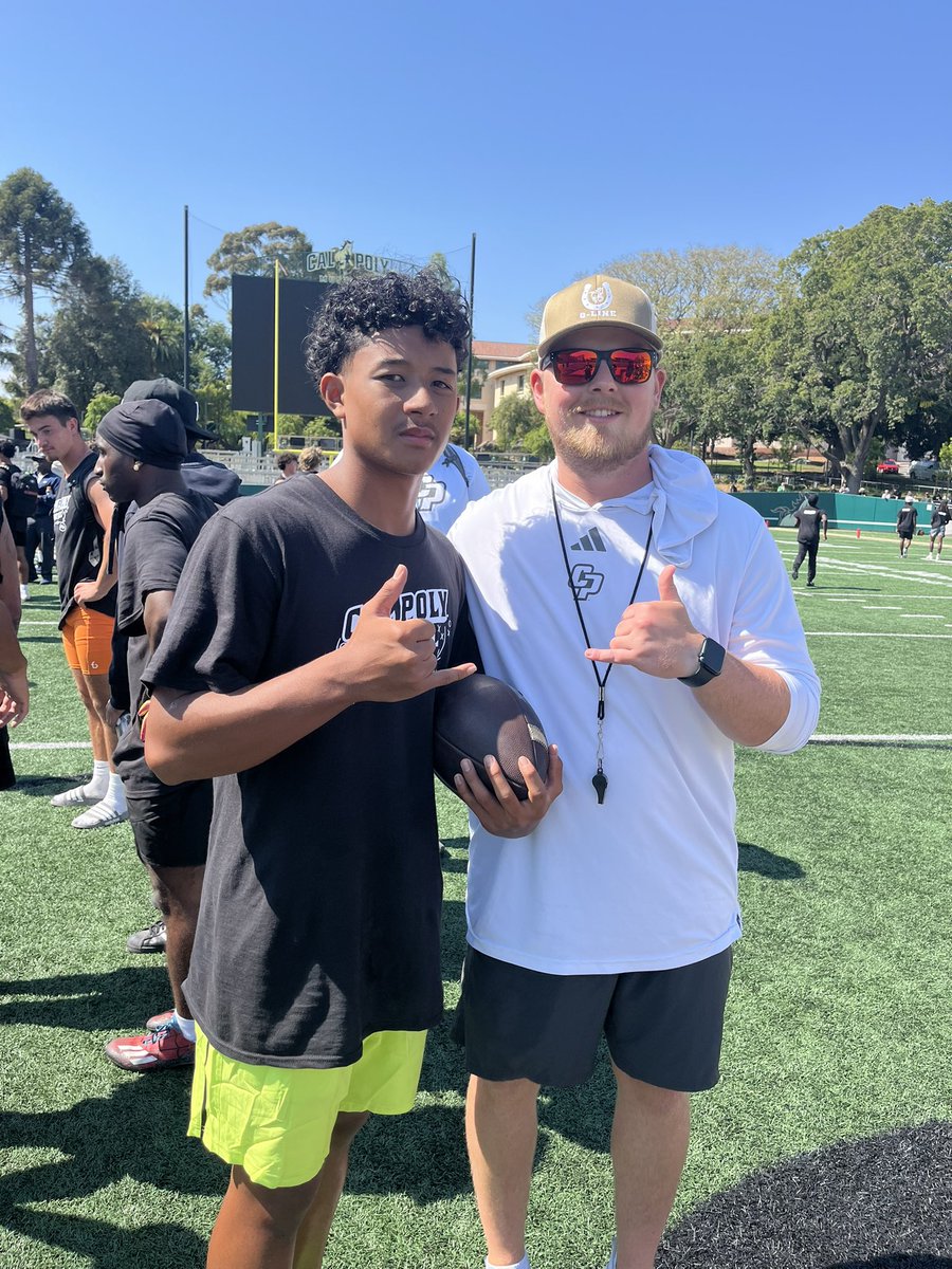 ForgesMana82449's tweet image. Blessed to be one of the top performers at cal-polys football camp! thank you to the coaches who put this on. Ag2g! @CoachTSturdy