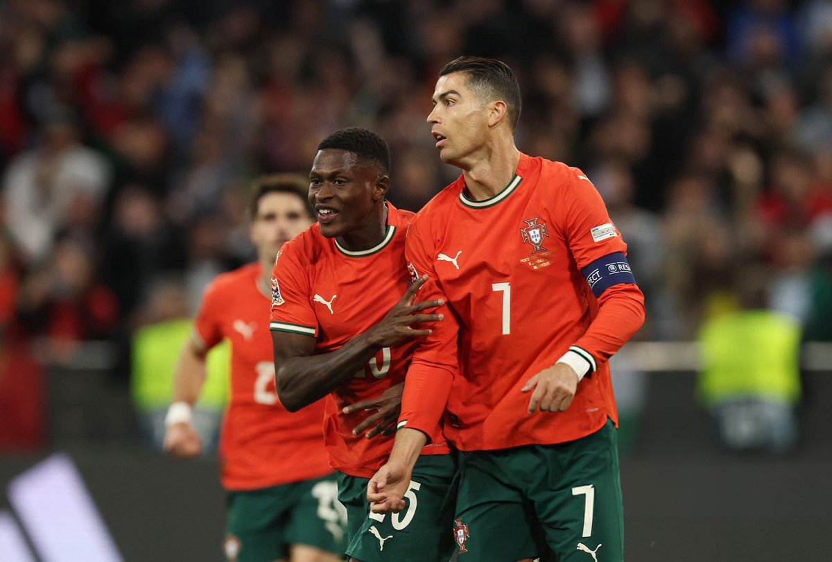 عالم القوت tweet media