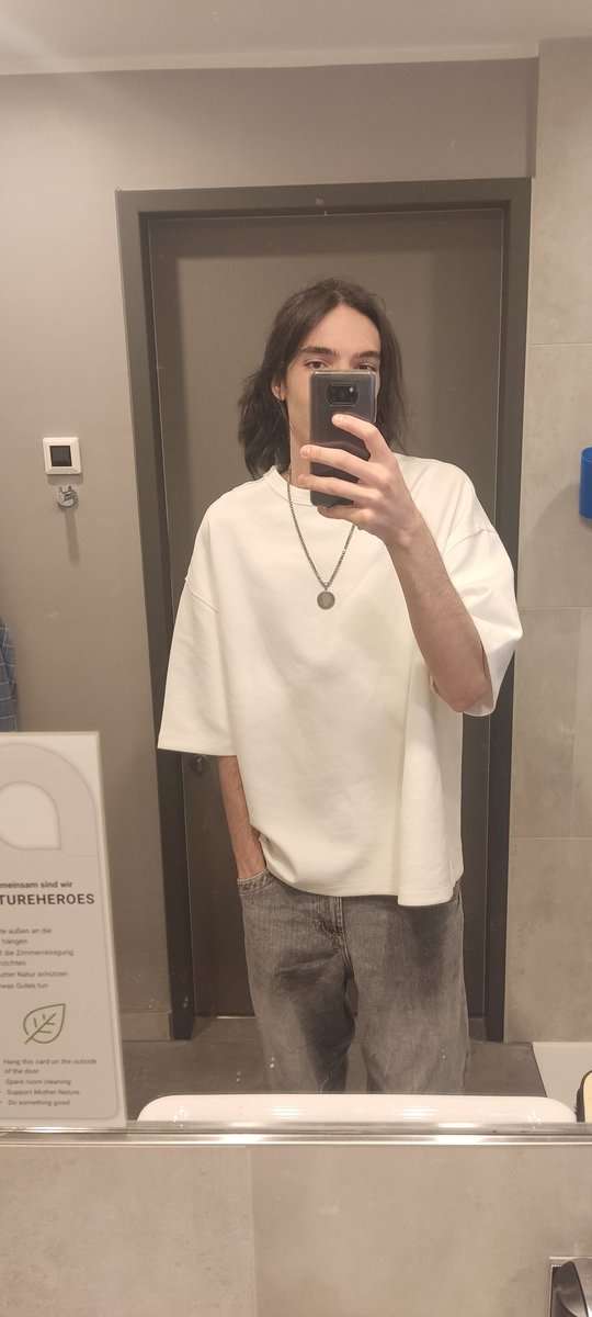 Aksel 🎐🌃 tweet media