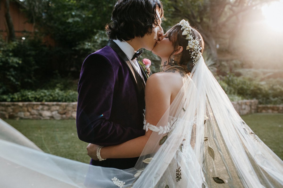 AzureMycelium's tweet image. I’m so lucky to be loved by you ❤️