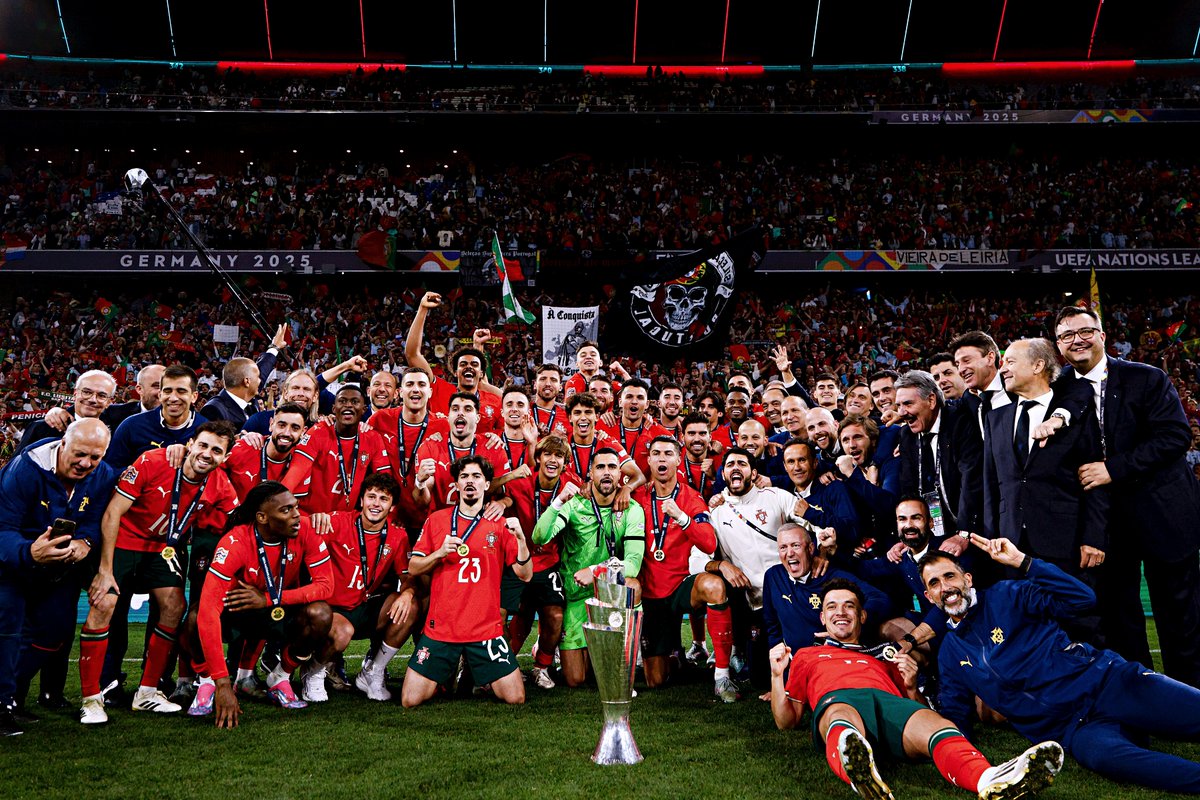 A foto de família... com um novo membro. 🇵🇹