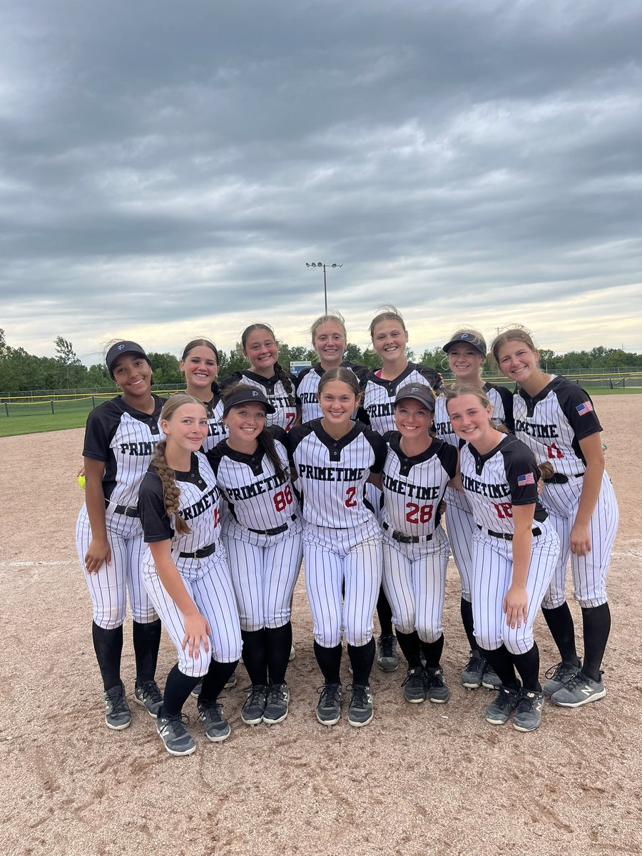 Winner winner chicken dinner! 3rd Seed bracket winners at The Heartland College Showcase!