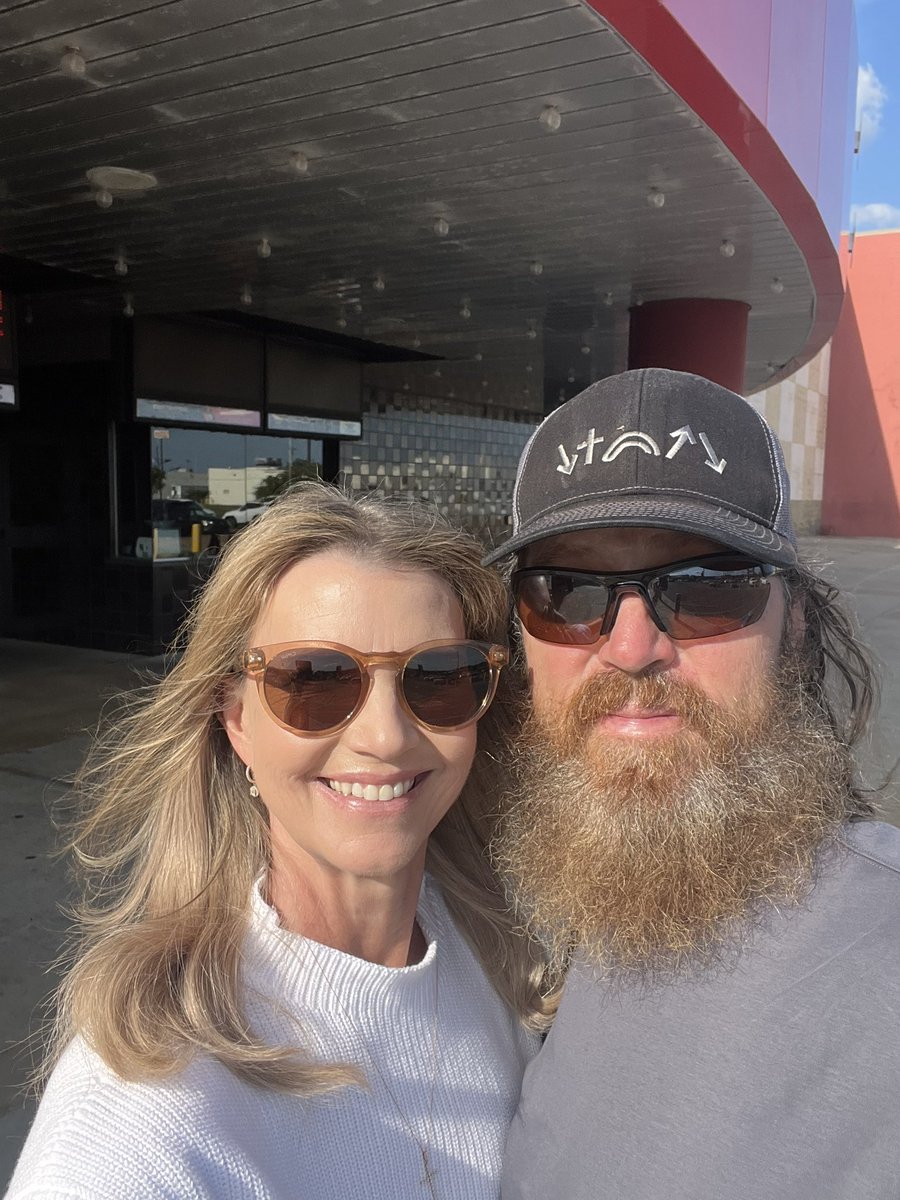 When Date-Night seemed Mission Impossible, it makes a comeback ❤️ <a href="/JaseDuckman/">Jase Robertson</a>