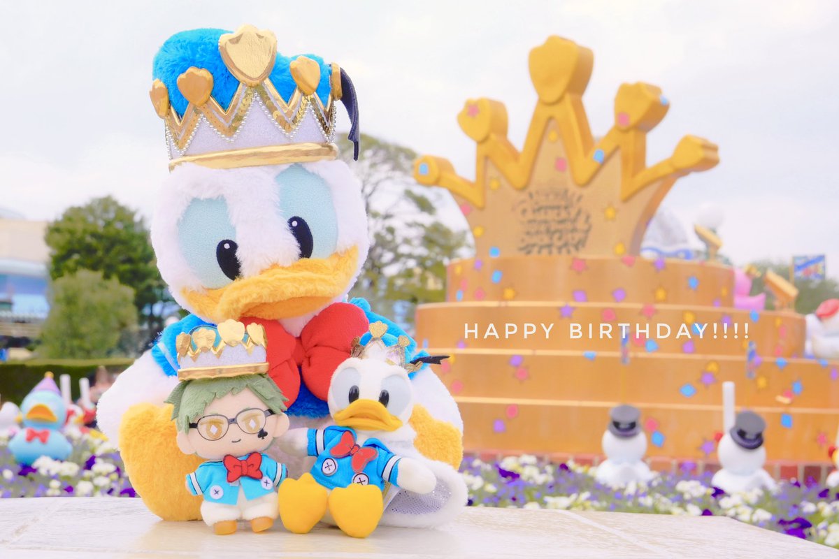 033e04's tweet photo. お誕生日おめでとう👑✧*｡ https://t.co/UmLOWVi20N