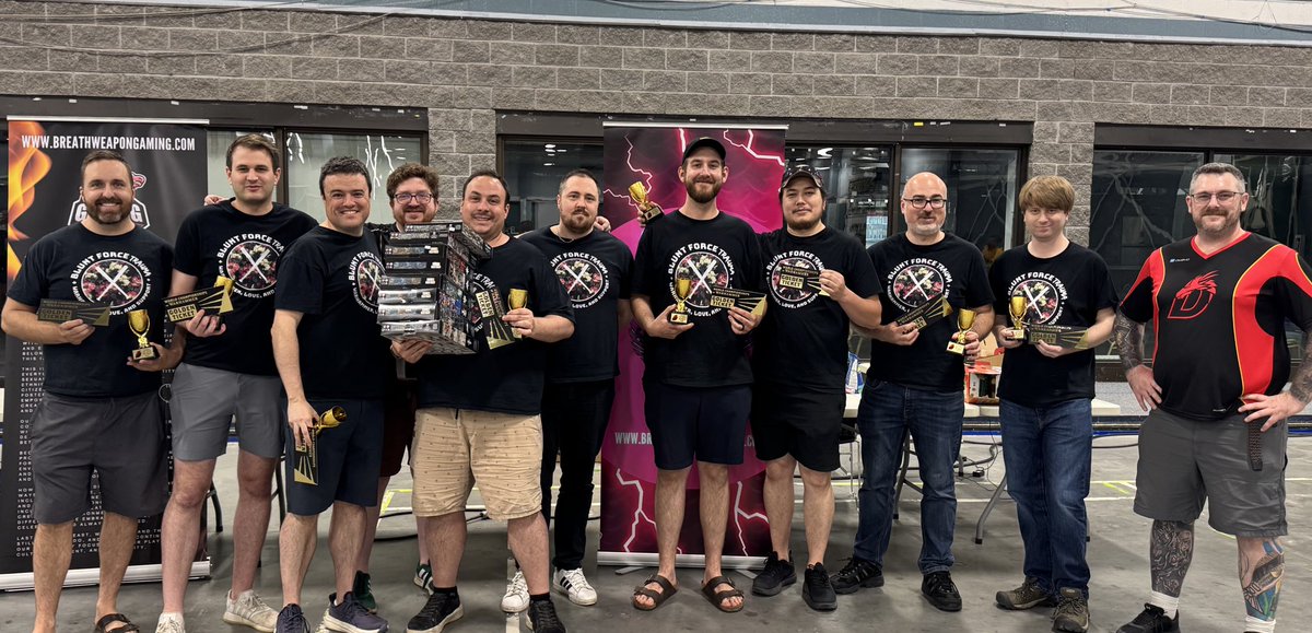 Chris Hanes tweet media