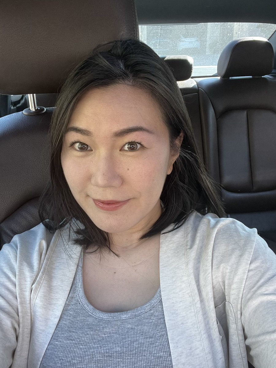 itshafu's tweet photo. Happy Sunday 🥰 https://t.co/kQuGRONXJ9