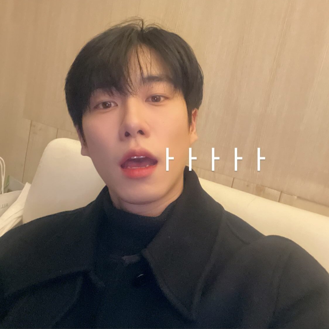 ㅇㅏ ㅏ ㅏ ㅏ ㅏ 백동현 보고시픔....