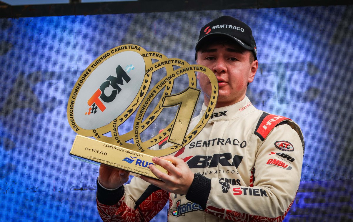 Manuborgertok tweet media