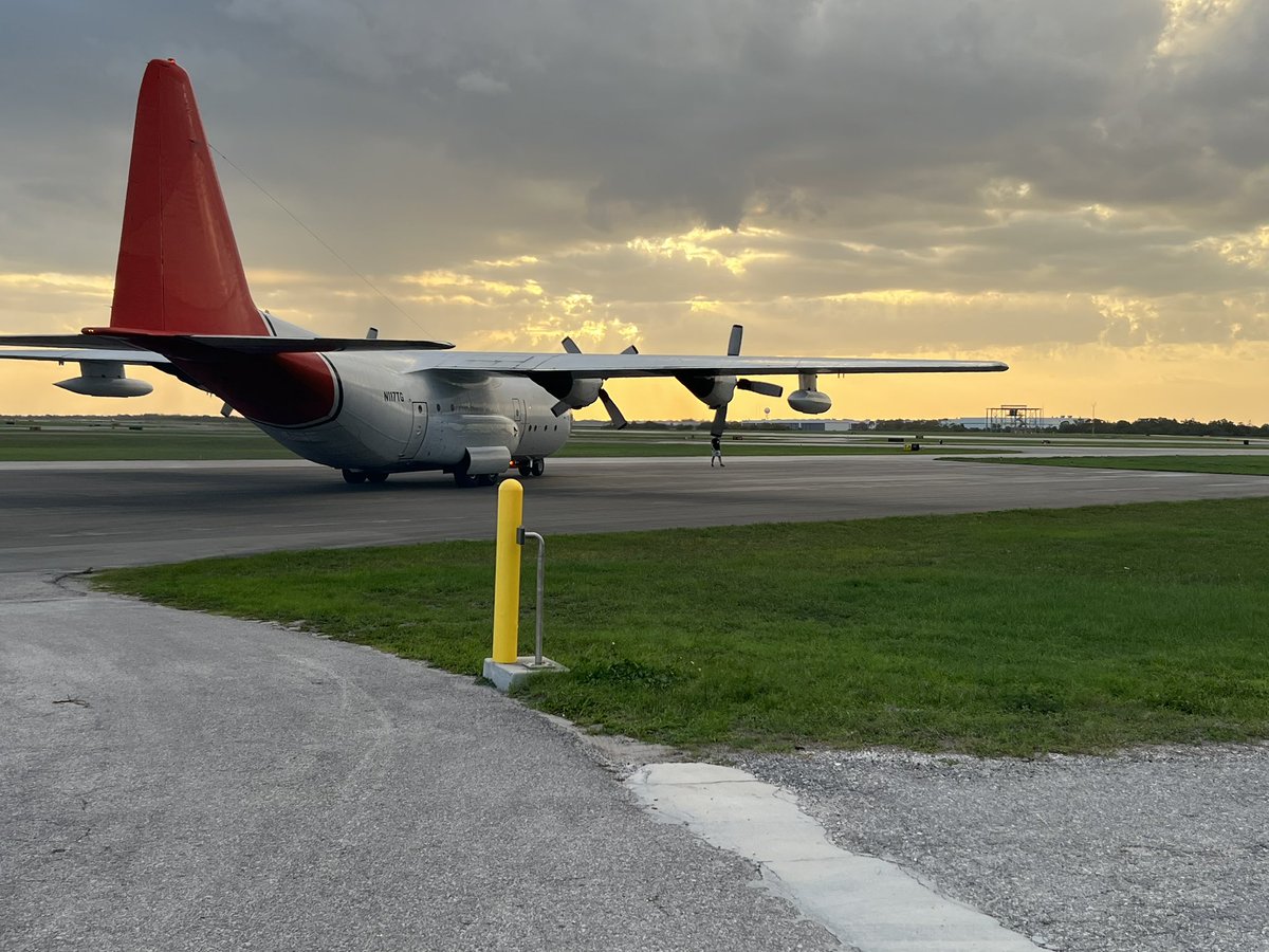 RescueSpace's tweet photo. Wheels down in Melbourne. 

The C-130 from International Air Response is on the ground and ready to support the Ax-4 launch. Proud to stand behind the mission. 🇺🇸 https://t.co/GfIjkLulwN