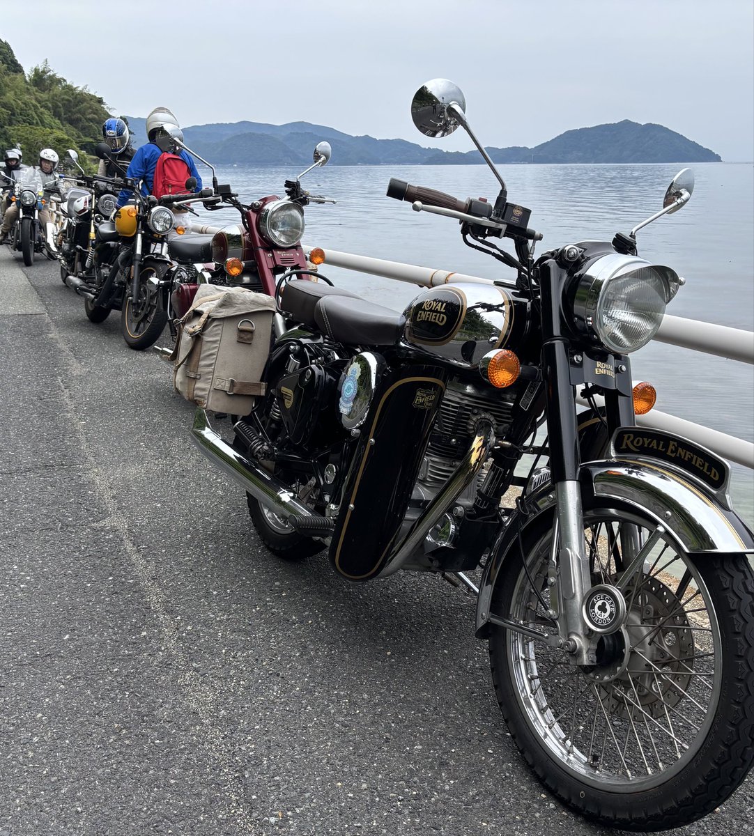 昨日の丹後半島ツーの写真を頂いた

#royalenfield