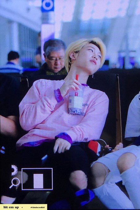 [📢] TRENDING PARTY!

STAY!
Ayo kita support Felix sebagai Global Ambassador Gongcha🧋

✅️ Reply/QRT + sentence + tags
✅️ New Tweet + tags
✅️ Repost All Tweets with tags

FELIX GONG CHA BRAND MODEL
FELIX GLOBAL AMBASSADOR
#FELIXxGONGCHA #공차에_더하는행복_필릭스