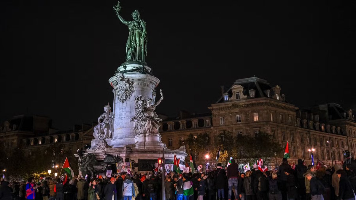 🚨BREAKING | Crowds have begun gathering at Place de la République in Paris following a call from EU Member of Parliament Rima Hassan.