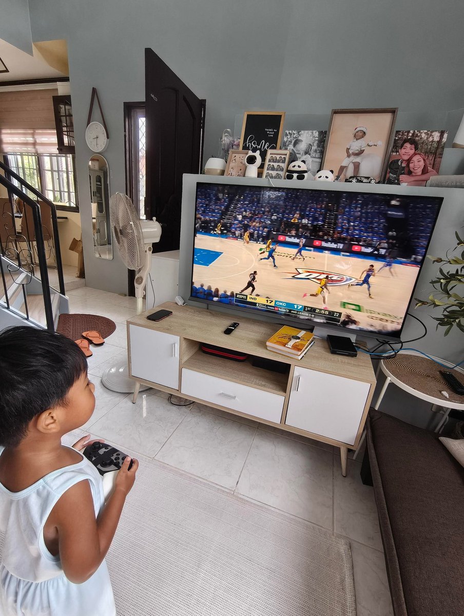 aimee829's tweet photo. Lets go Pacers! #NBAFinals2025 #OKCThunder #INDpacers #YesCers #Game2 https://t.co/8F56yJWEQb