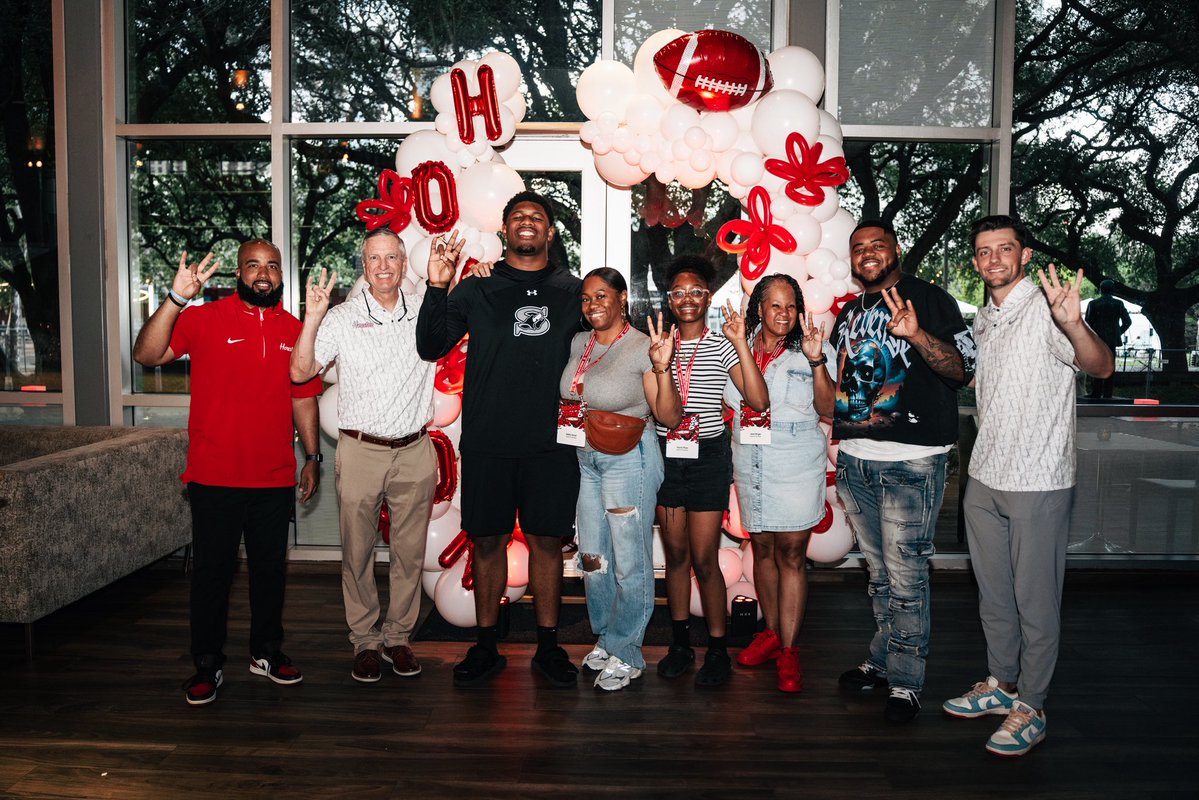 Troy Pless (@troy_pless) on Twitter photo Houston official visit in the books and it was a great one! #GoCoogs.
<a href="/UHCougarFB/">Houston Football</a> <a href="/UHCougarFB/">Houston Football</a> <a href="/CoachWEFritz/">Coach Willie Fritz</a> <a href="/Emannaghavi/">Eman Naghavi</a>
<a href="/wesley_fritz/">Wes Fritz</a> <a href="/JayGirdner/">Jay Girdner</a> <a href="/ShoeWolfPack/">Shoemaker Football</a> Houston official visit in the books and it was a great one! #GoCoogs.
<a href="/UHCougarFB/">Houston Football</a> <a href="/UHCougarFB/">Houston Football</a> <a href="/CoachWEFritz/">Coach Willie Fritz</a> <a href="/Emannaghavi/">Eman Naghavi</a>
<a href="/wesley_fritz/">Wes Fritz</a> <a href="/JayGirdner/">Jay Girdner</a> <a href="/ShoeWolfPack/">Shoemaker Football</a>