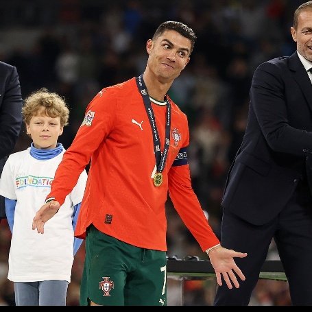 Real_GOA7's tweet photo. @madrid_total2 @Cristiano https://t.co/ocKBDeatu3