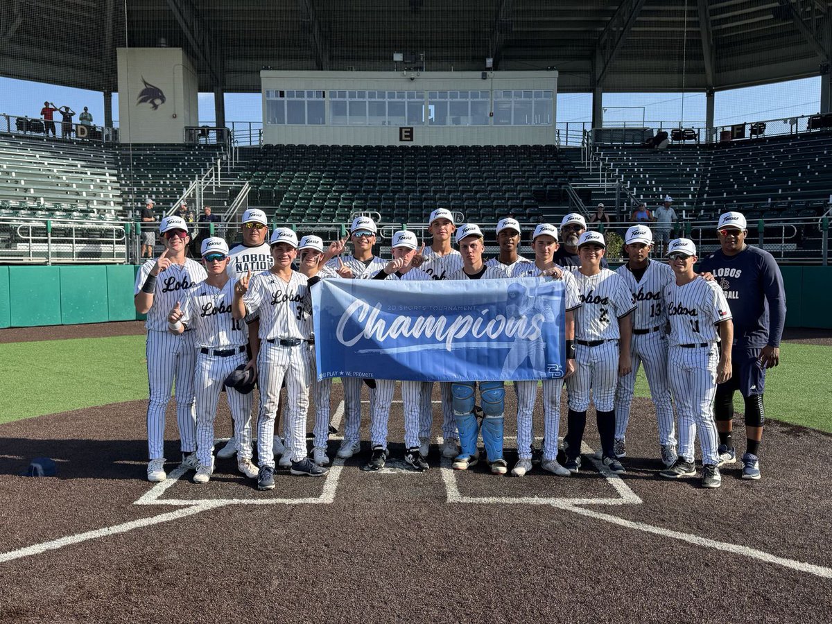 Congrats to Lobos 2028 on going 5-0, opening week, to capture the 2D Scout Games.

T. Hummel 4-8, 3B, R, 3 RBI
J. Batista 3-8, HR, 5 R, 3 RBI
J. Parks 3-7, 2 3B, 2B, 7 R, 5 RBI
A. Flores 5-13, HR, 2 2B, 3 R, 8 RBI

E. Lange 5.1 IP, 6 H, 4 R, 6 K
T. Hummel 4 IP, 5 H, 2 R, 3 K