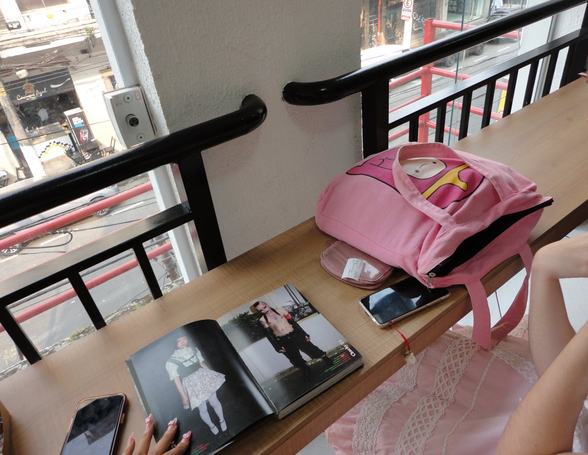 maddtsuki's tweet image. Como hoje é Loliday (dia internacional da moda lolita), resolvi finalmente postar a evolução do meu guarda-roupa nesse meio tempo desde que comecei a usar a moda a um ano e meio atrás &amp;lt;3 Segue o Fio: