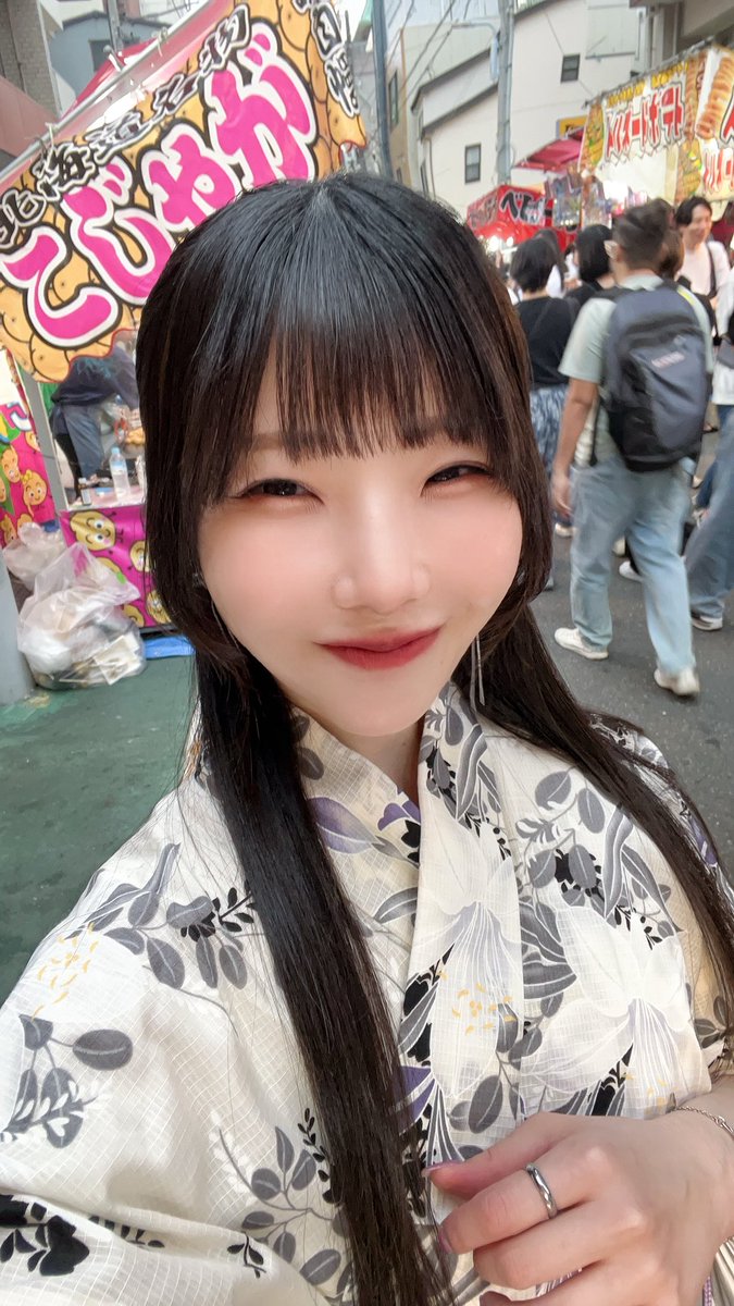 GM🤍
今年初浴衣着てお祭り行ったよ〜🤍