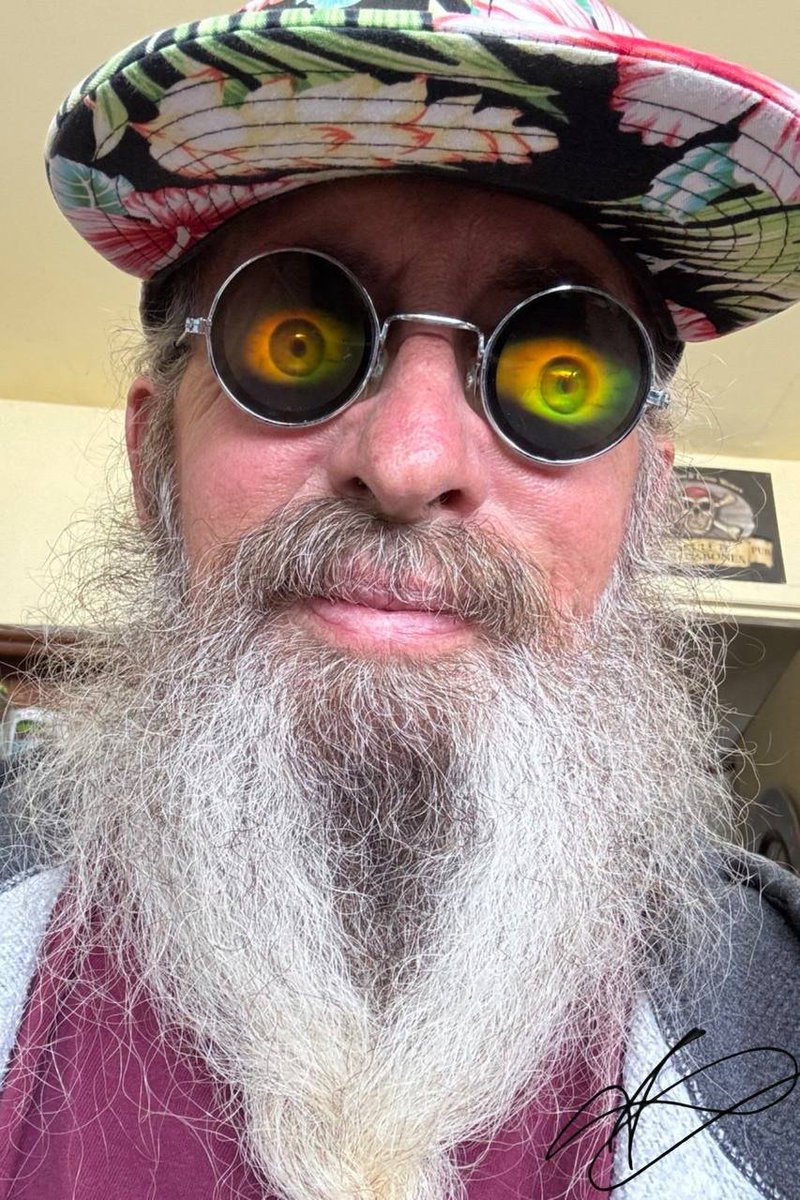THE REAL AXEL VASA (@axel_vasa002) on Twitter photo 
