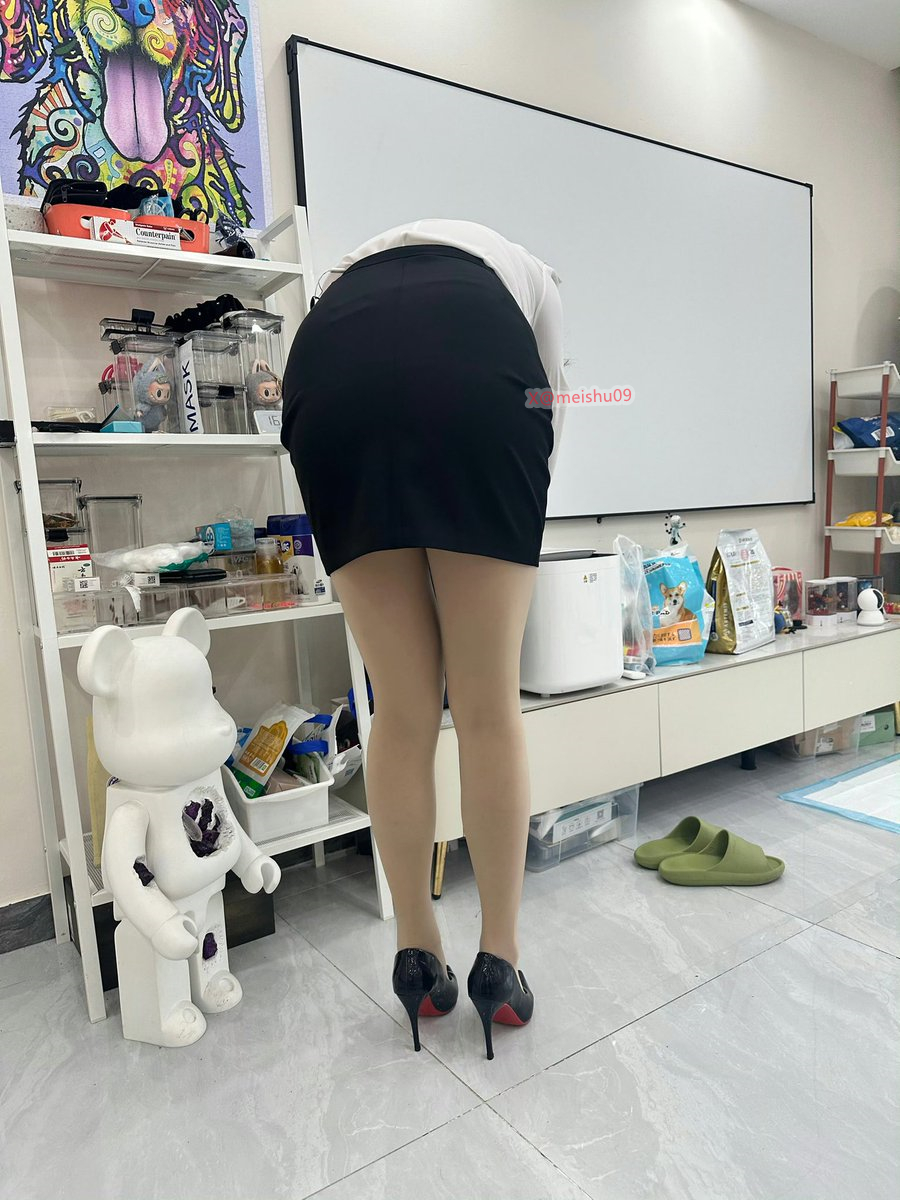 居家人妻仅凭美腿能征服你吗？ https://t.co/YG2pcHzL6t