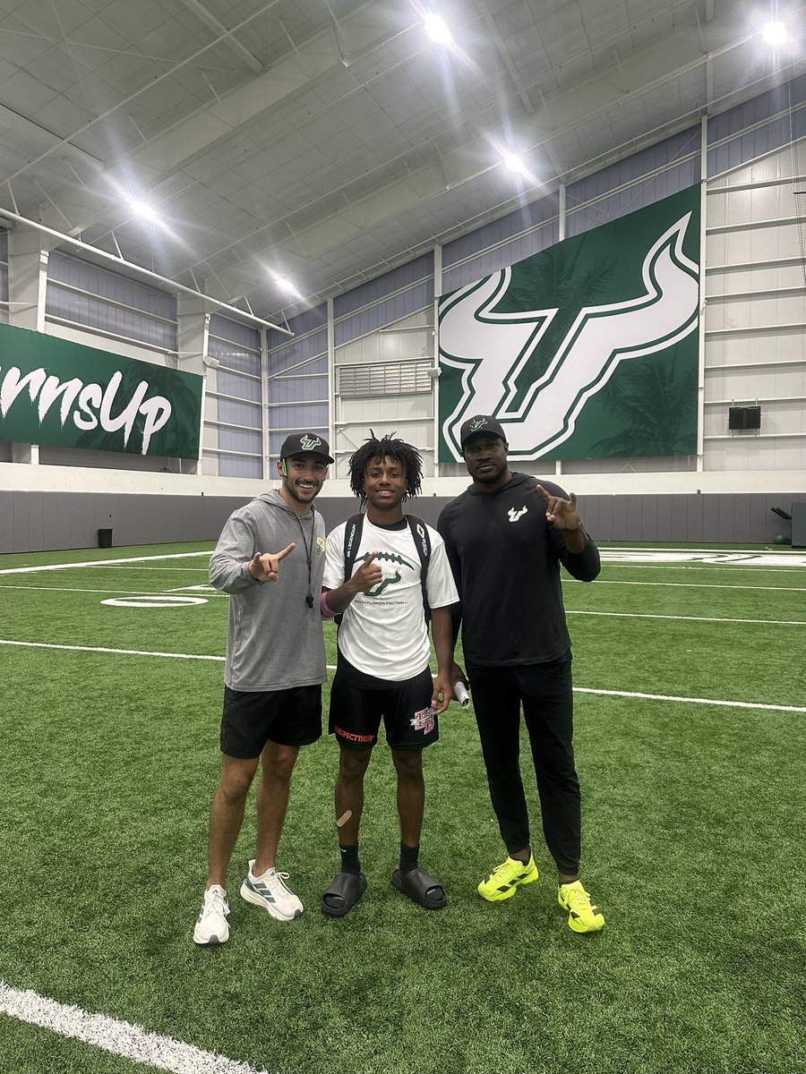 Demirius Feet (@isdat_d4) on Twitter photo I had a great experience at <a href="/USFFootball/">USF Football</a> I balled out today showcasing my skills to <a href="/CoachCarmichaeI/">Parker Carmichael</a> <a href="/CoachJTaylorUSF/">Jack Taylor</a>
<a href="/KodiBurns/">Kodi Burns</a> hope to have y’all attention this coming season I had a great experience at <a href="/USFFootball/">USF Football</a> I balled out today showcasing my skills to <a href="/CoachCarmichaeI/">Parker Carmichael</a> <a href="/CoachJTaylorUSF/">Jack Taylor</a>
<a href="/KodiBurns/">Kodi Burns</a> hope to have y’all attention this coming season