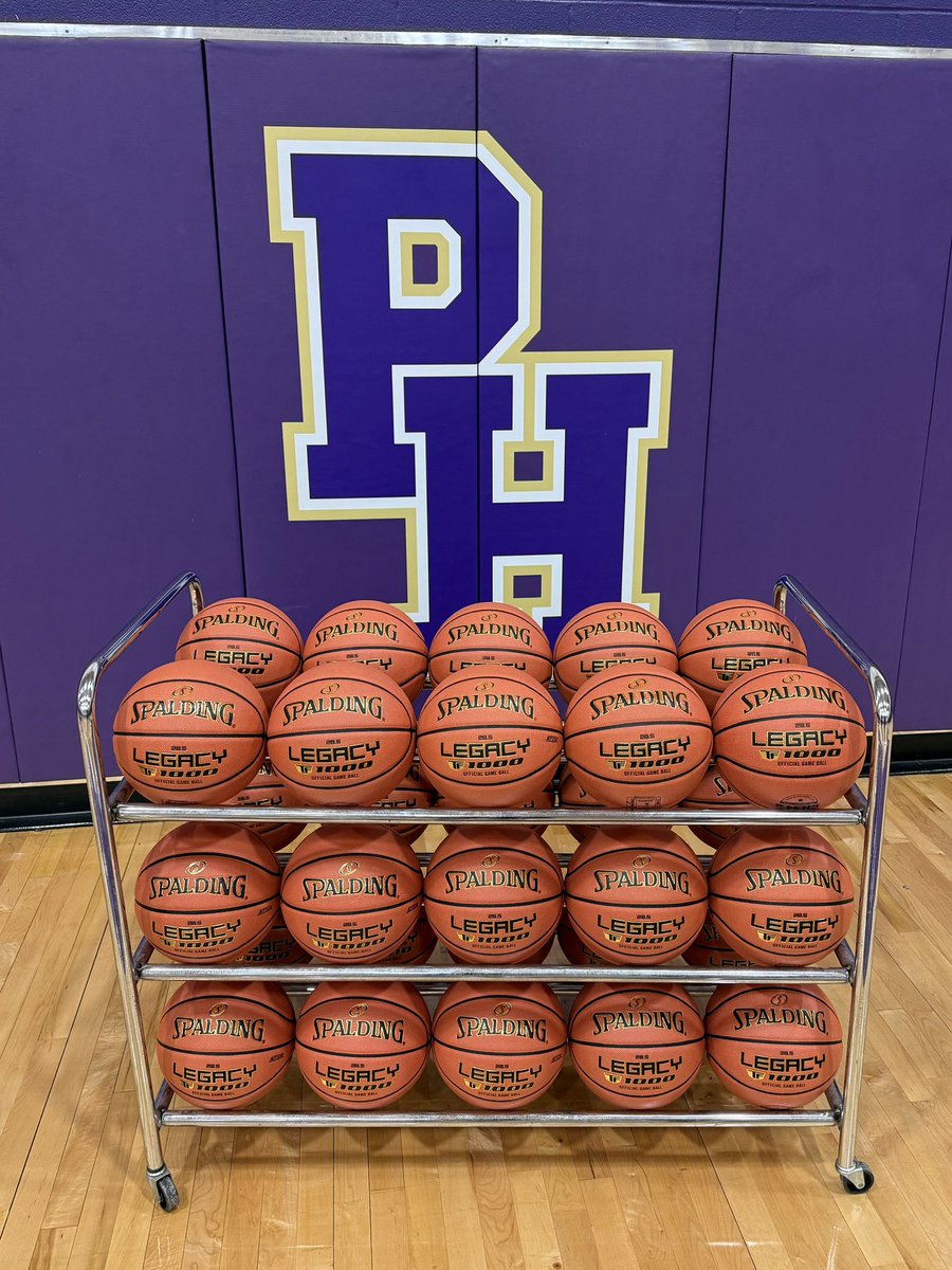‘Twas the night before Chicks Basketball Camp!!!
Can’t wait to see all our youth, middle school, and high school campers fill the gym tomorrow!! 💜🏀💛