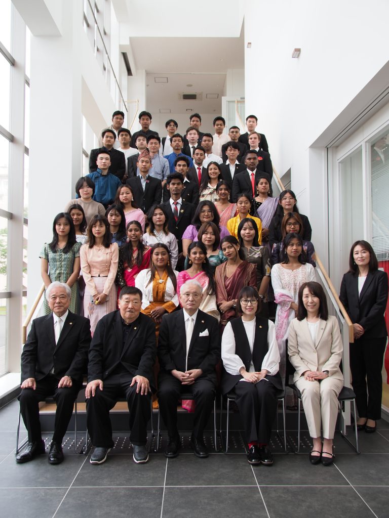 shkpr's tweet image. 留学生別科春期入学式が挙行され44名が入学 「充実した留学生活を送れるよう一日一日を大切にしていきます」