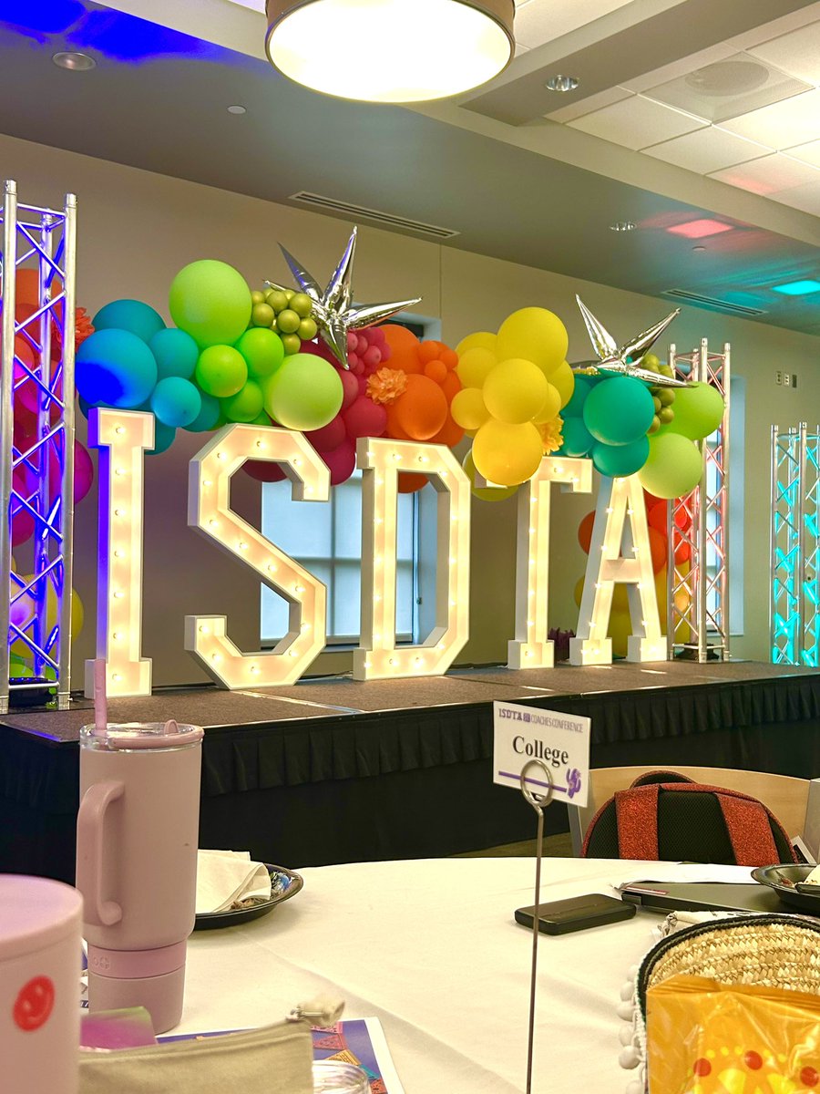 Simpson College Dance Team ⚡️ tweet media