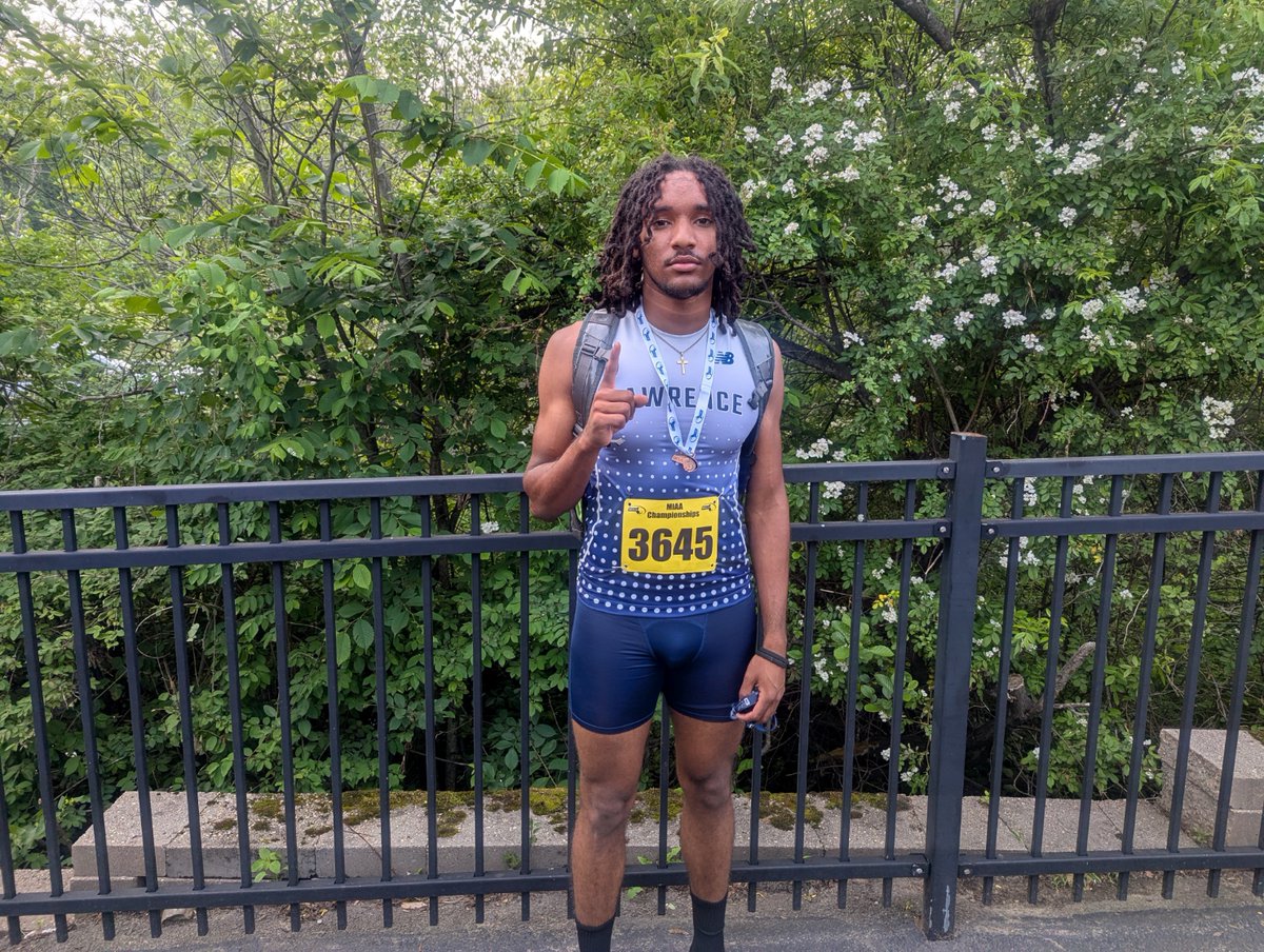 LawrenceLancerstrack tweet media