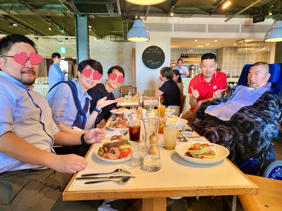 土曜、何年も大好きな旅行ができなくなっていた家弓社長とマサくんが、横浜にお泊まりデートに出かけてました！
代々木で生放送女装をしてた自分は行けなかったけど、横浜住みサセコカップルやゲイ旧友が集まってくれて会食も😙

イベントだって多様
それぞれの場で生きてて良かったと思えるように🌈