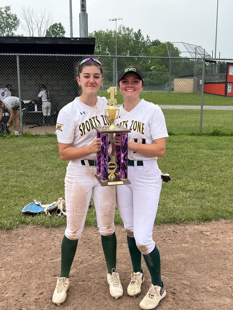 Mila Owens tweet media